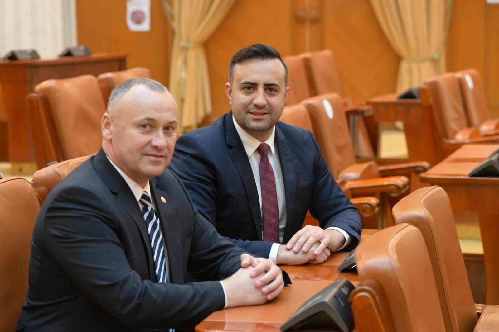 Dmitri Roujan Deputatul Rujan, vot pentru a-i feri pe copii de droguri!